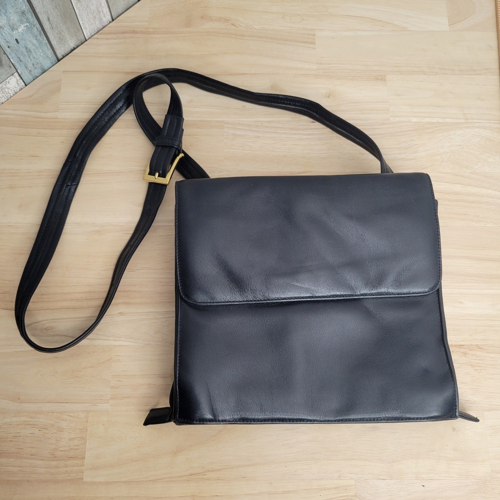 Valarie Stevens Navy Leather‎ Flap Shoulder Bag Crossbody Purse Adjust Organizer